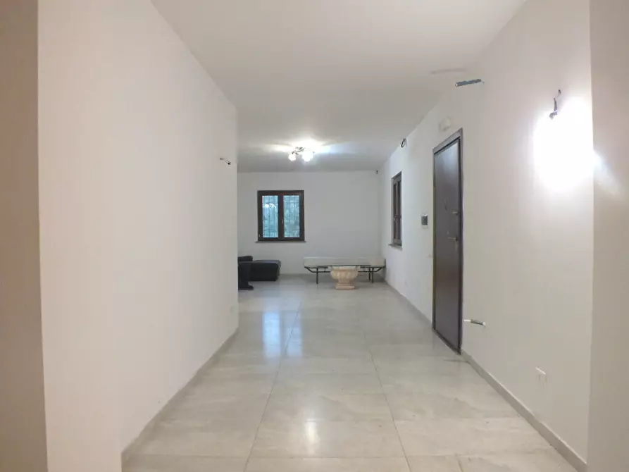 Immagine 4 di Villa in vendita  in Via Appia Antica 209 a Velletri