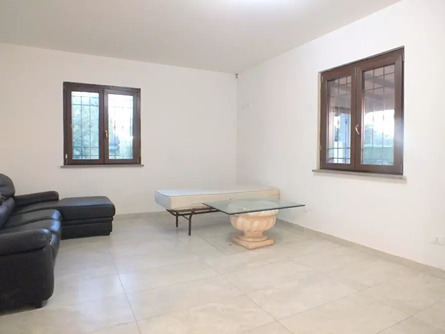 Immagine 6 di Villa in vendita  in Via Appia Antica 209 a Velletri