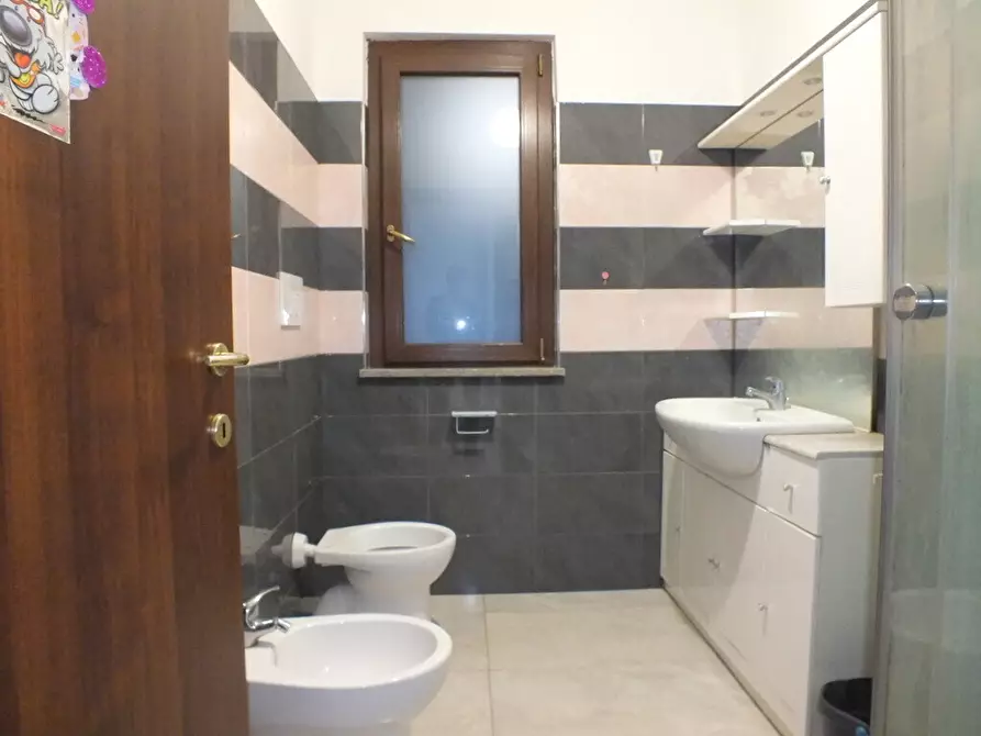 Immagine 9 di Villa in vendita  in Via Appia Antica 209 a Velletri