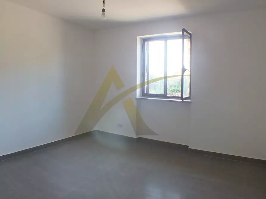 Immagine 12 di Villa in vendita  in Via Casale Capitancelli 13 a Velletri