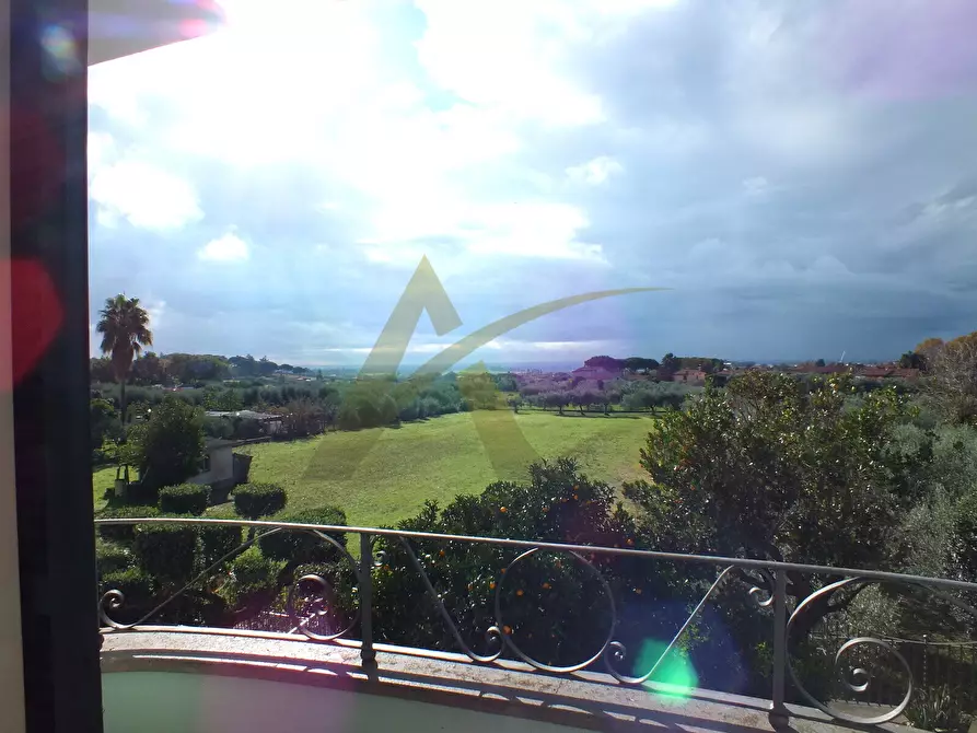 Immagine 43 di Villa in vendita  in Via Corioli 26 a Ardea