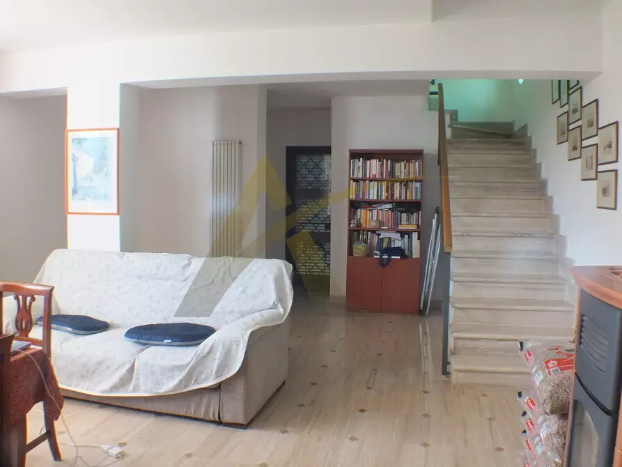 Immagine 8 di Villa in vendita  in Appia Sud 217 a Velletri