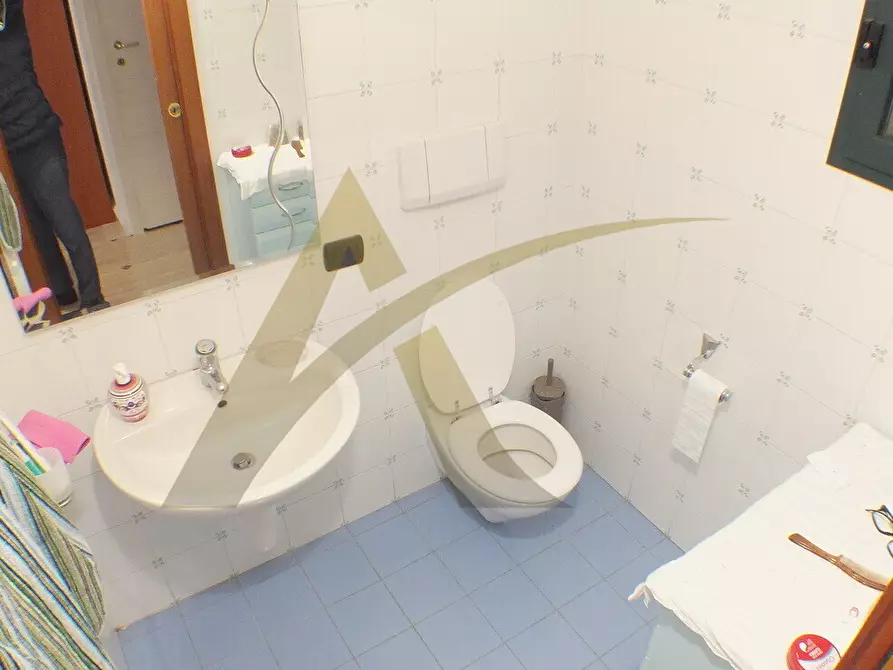 Immagine 18 di Villa in vendita  in Appia Sud 217 a Velletri