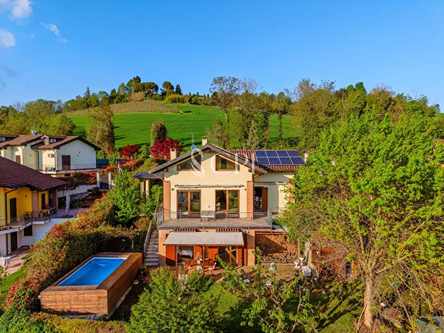 Immagine 1 di Villa in vendita  in Strada Vicinale di Traversagna 2C a Andezeno