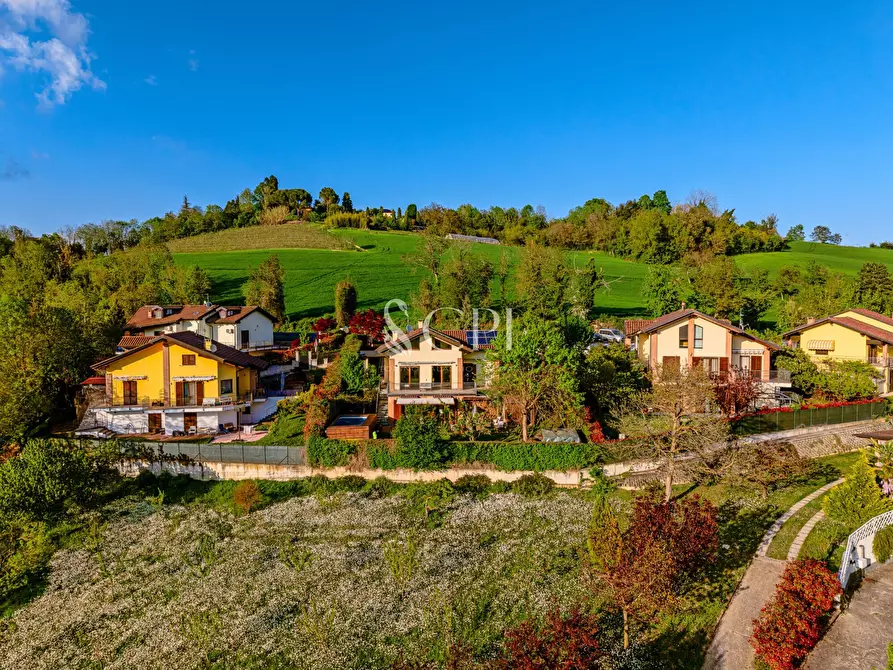 Immagine 3 di Villa in vendita  in Strada Vicinale di Traversagna 2C a Andezeno