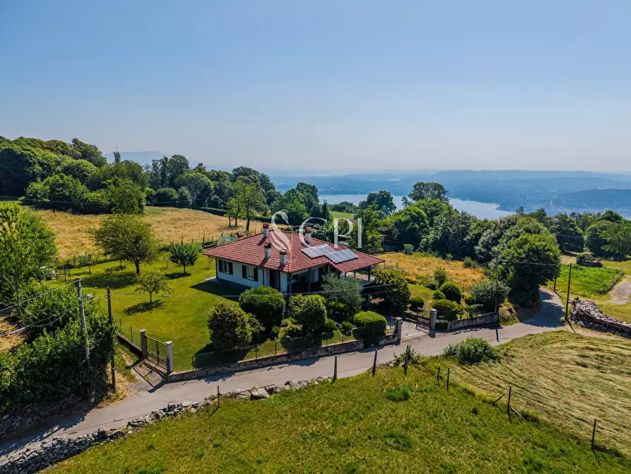 Immagine 6 di Villa in vendita  in Via Pianzaghi 4 a Borgo Ticino