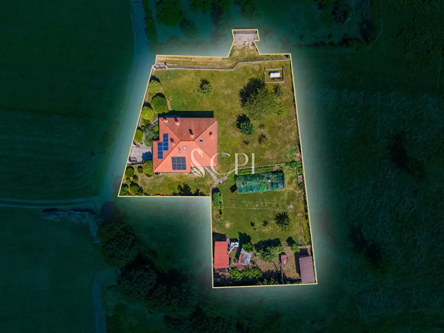 Immagine 4 di Villa in vendita  in Via Pianzaghi 4 a Borgo Ticino