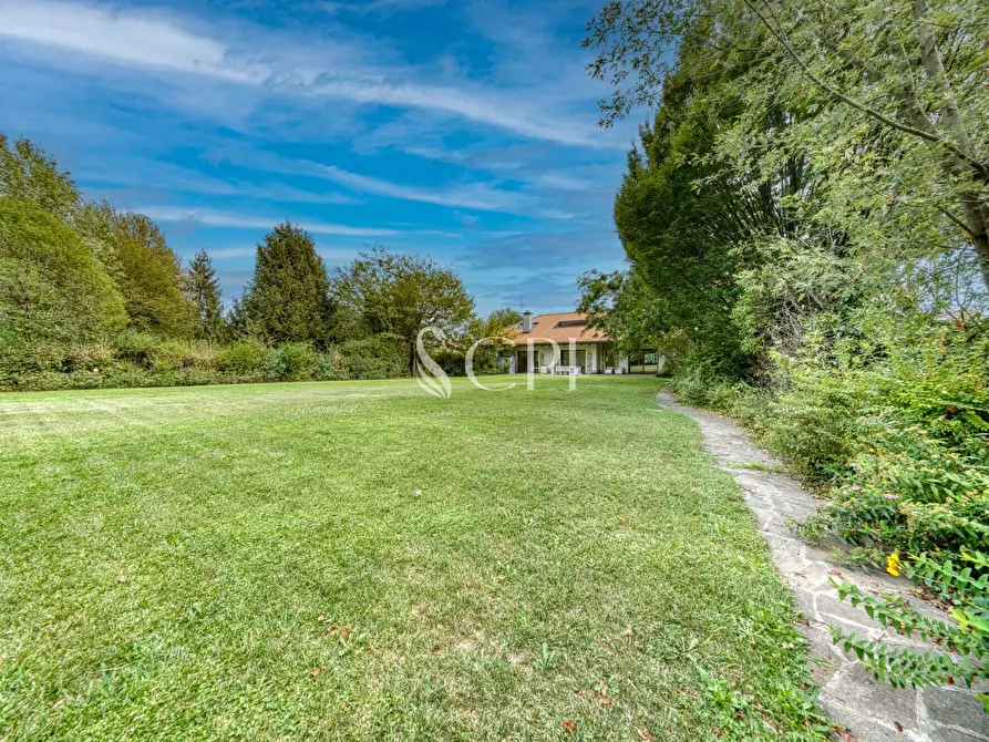 Immagine 50 di Villa in vendita  in Via Giovanni Boccaccio 54/F a Saronno