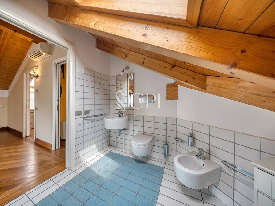 Immagine 32 di Villa in vendita  in Via Giovanni Boccaccio 54/F a Saronno
