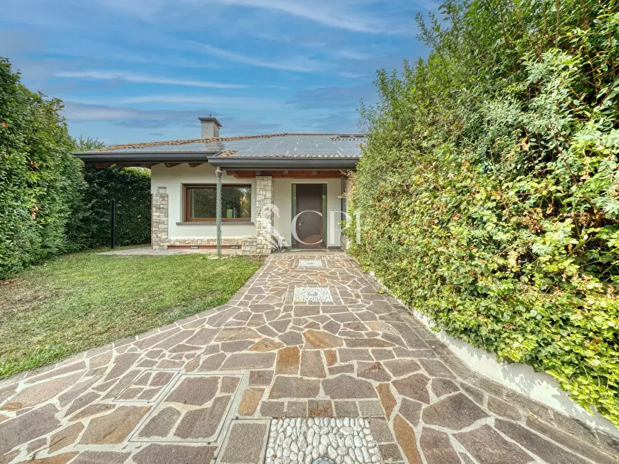 Immagine 44 di Villa in vendita  in Via Giovanni Boccaccio 54/F a Saronno