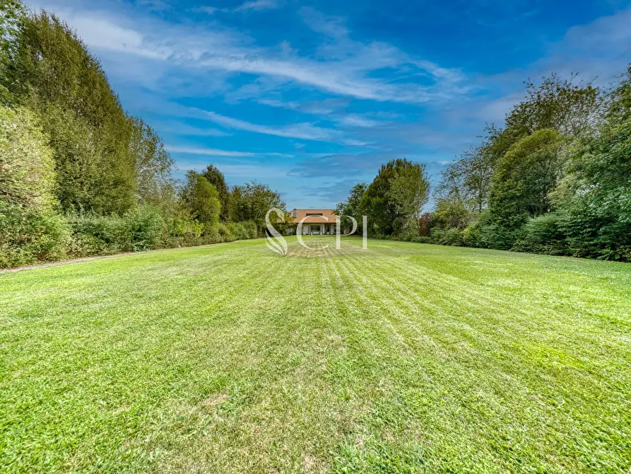 Immagine 49 di Villa in vendita  in Via Giovanni Boccaccio 54/F a Saronno