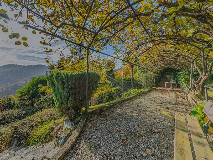 Immagine 23 di Villa in vendita  in Strada Moncanino 6 a Andezeno