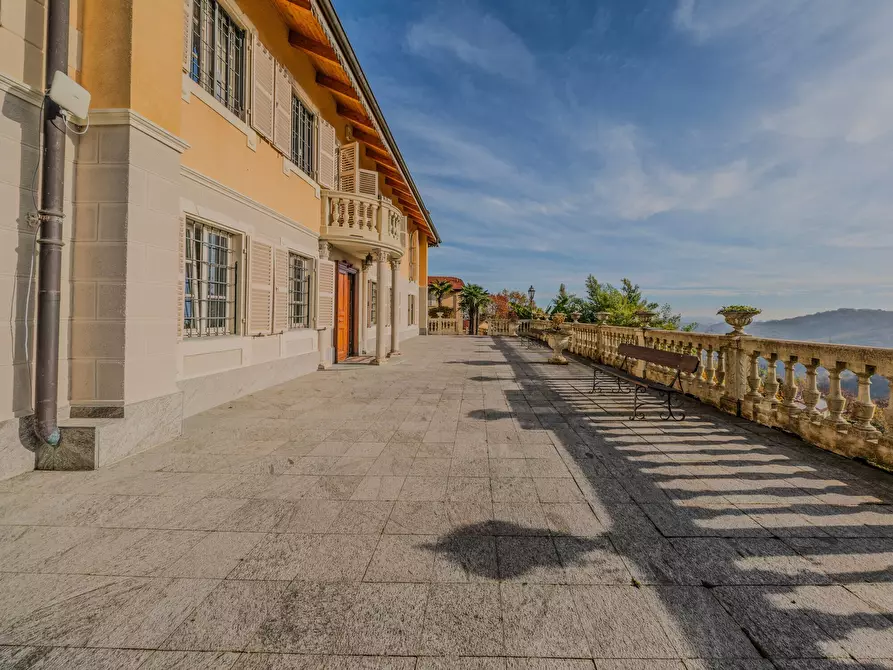 Immagine 17 di Villa in vendita  in Strada Moncanino 6 a Andezeno