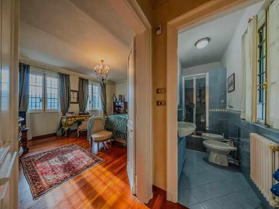 Immagine 53 di Villa in vendita  in Strada Moncanino 6 a Andezeno