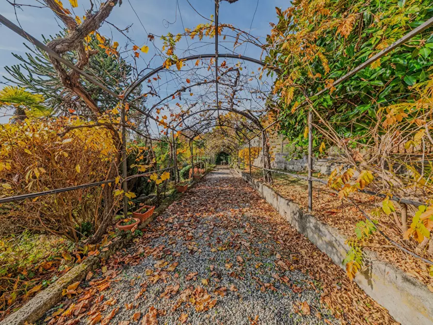 Immagine 21 di Villa in vendita  in Strada Moncanino 6 a Andezeno