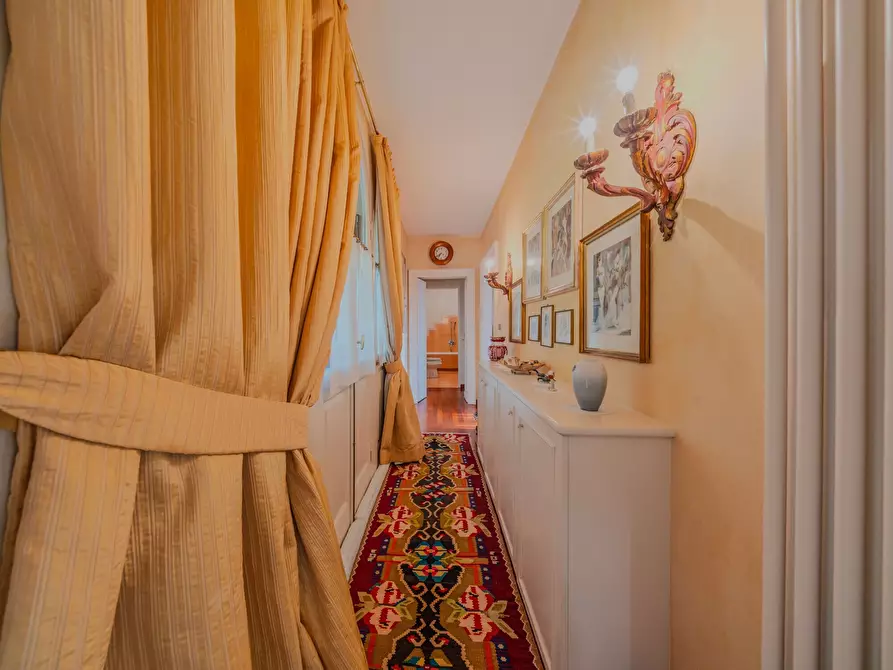 Immagine 45 di Villa in vendita  in Strada Moncanino 6 a Andezeno