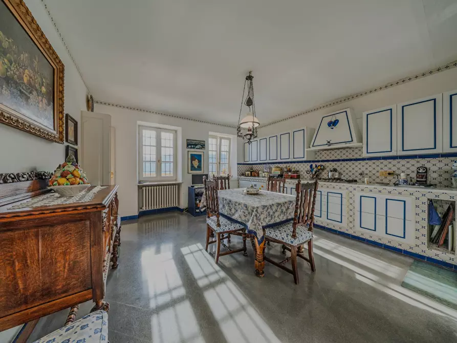 Immagine 37 di Villa in vendita  in Strada Moncanino 6 a Andezeno