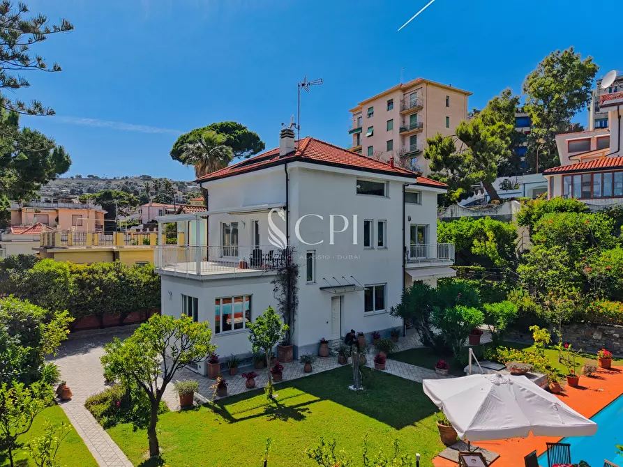 casa indipendente in vendita a Sanremo in zona Coldirodi