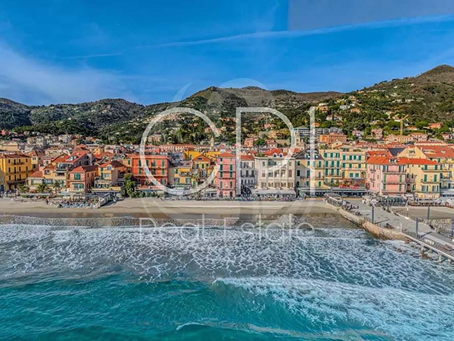 Immagine 2 di Appartamento in vendita  in Vico Silvestri 4 a Alassio