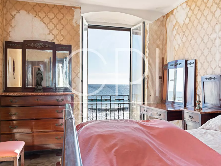 Immagine 33 di Appartamento in vendita  in Vico Silvestri 4 a Alassio