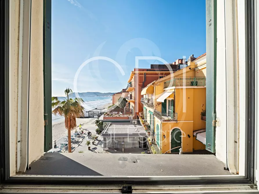 Immagine 16 di Appartamento in vendita  in Vico Silvestri 4 a Alassio