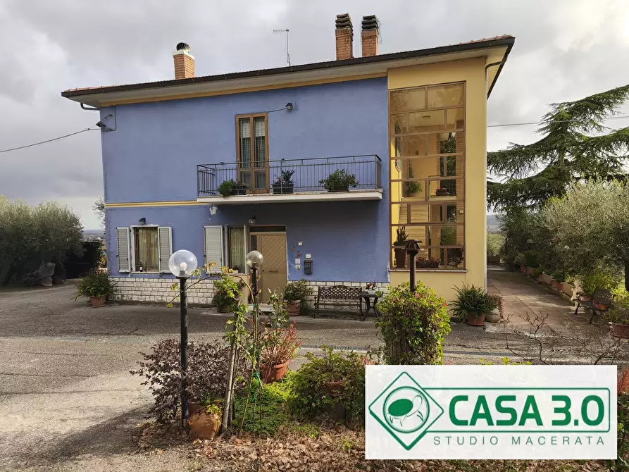 Immagine 25 di Villa in vendita  in CONTRADA CIMARELLA 14 a Macerata