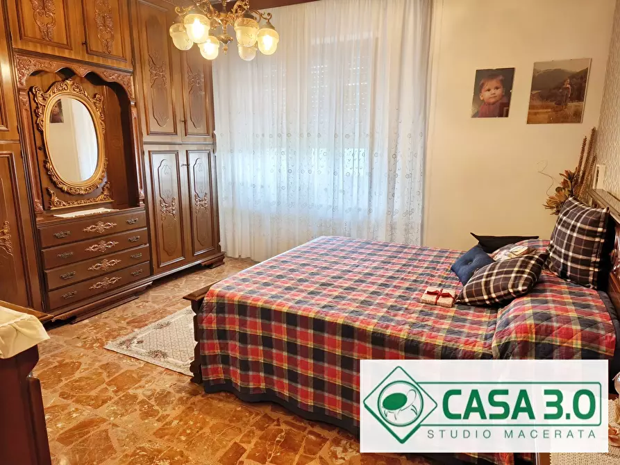 Immagine 7 di Villa in vendita  in CONTRADA CIMARELLA 14 a Macerata