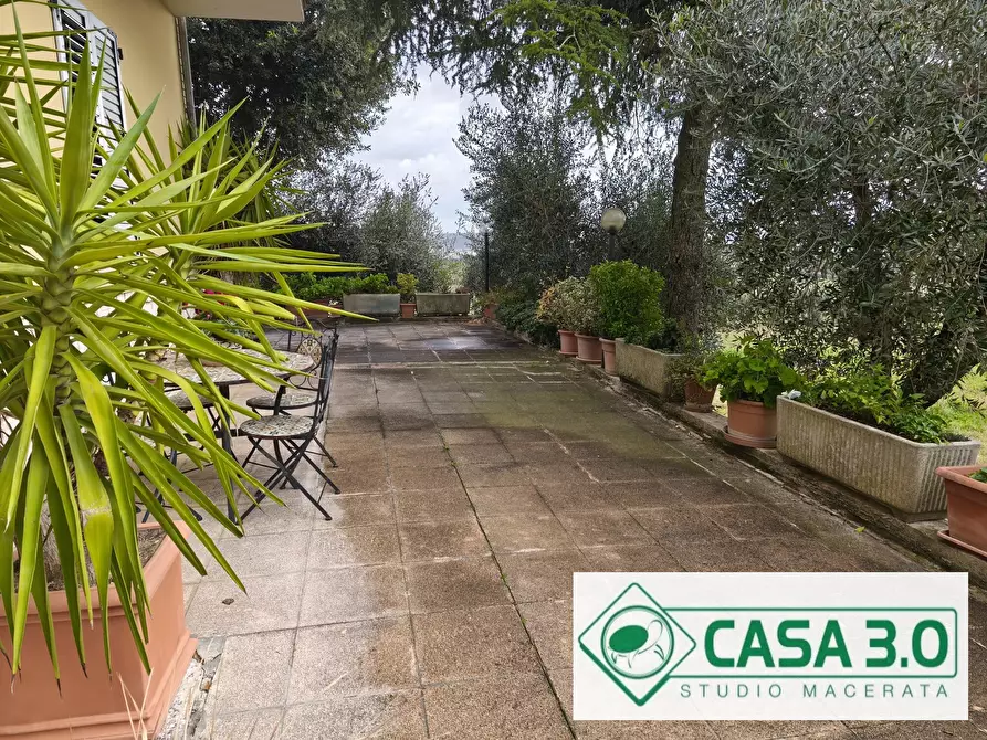 Immagine 19 di Villa in vendita  in CONTRADA CIMARELLA 14 a Macerata