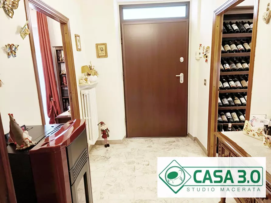 Immagine 30 di Villa in vendita  in CONTRADA CIMARELLA 14 a Macerata