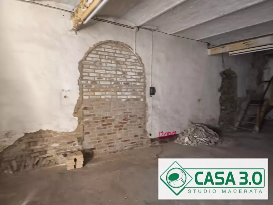 Immagine 7 di Capannone industriale in vendita  in CRISPI 35 a Macerata