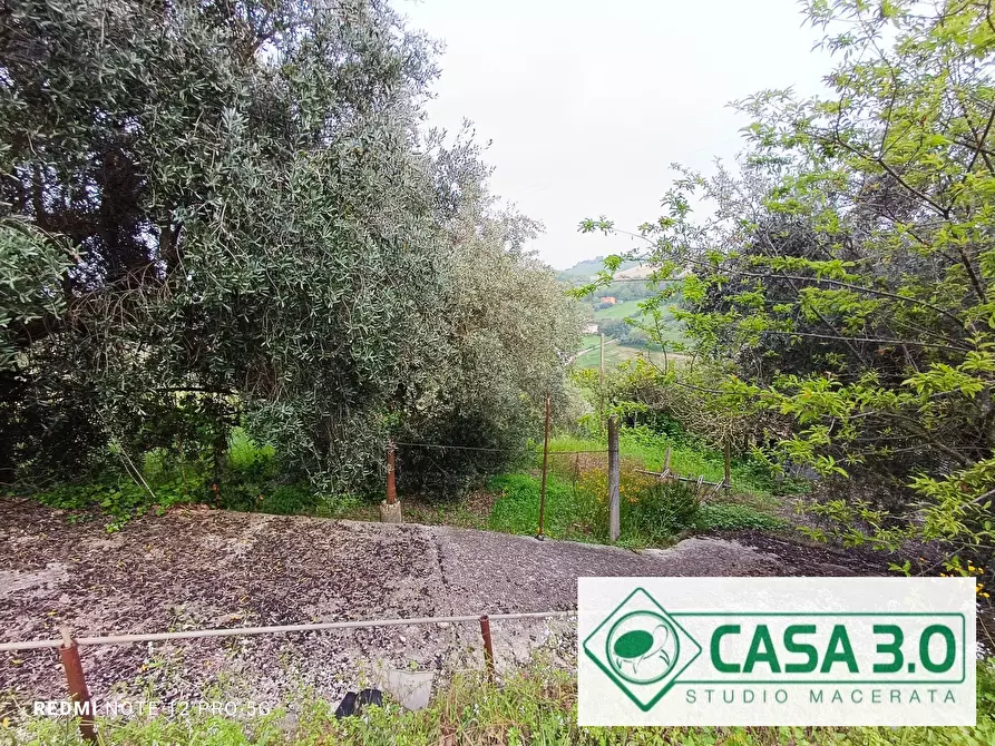 Immagine 10 di Palazzo in vendita  in CONTRADA PACE a Macerata