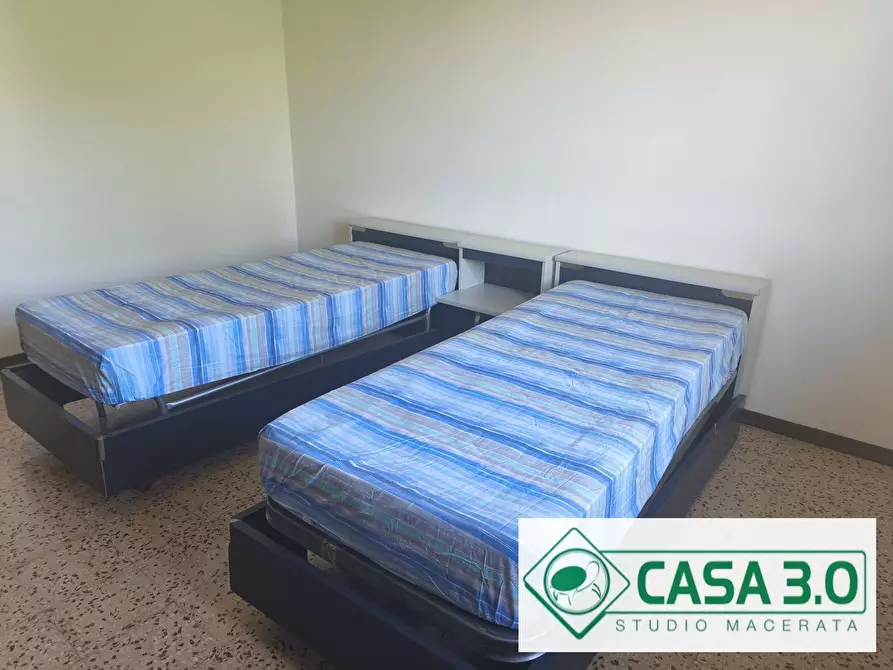 Immagine 14 di Appartamento in vendita  in CARRARECCIA 3 a Macerata