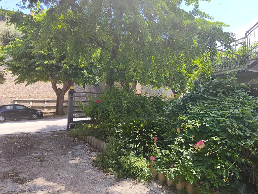 Immagine 30 di Appartamento in vendita  in VIALE DIAZ 55 a Appignano