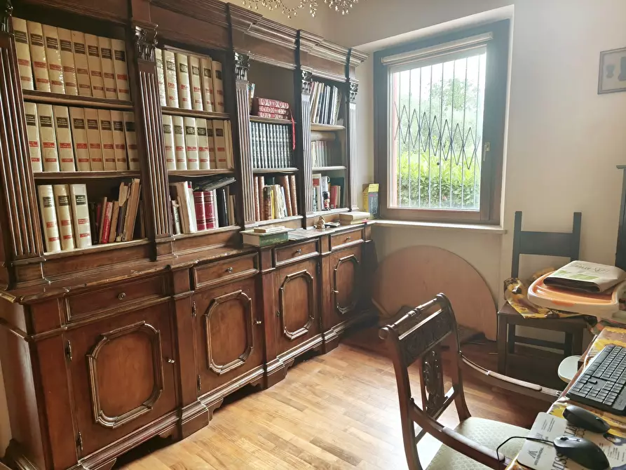 Immagine 51 di Villa in vendita  in DEI VELINI 146 a Macerata