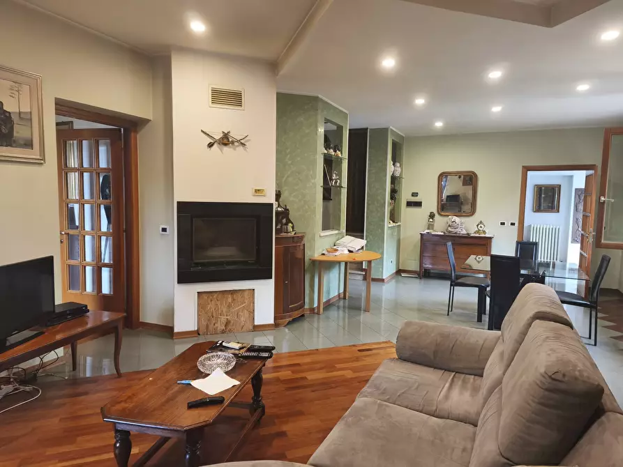 Immagine 44 di Villa in vendita  in DEI VELINI 146 a Macerata