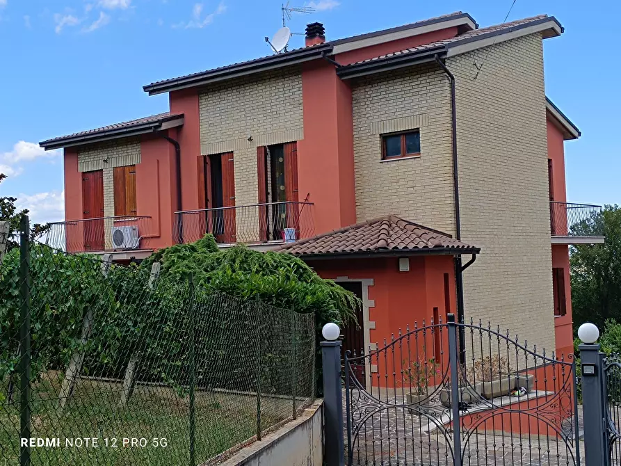Immagine 6 di Villa in vendita  in DEI VELINI 146 a Macerata