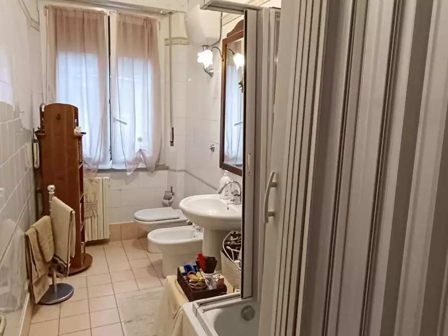 Immagine 5 di Camera in affitto  in ROSSINI 8 a Macerata