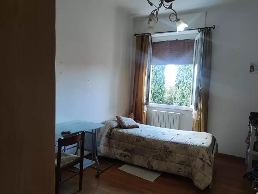 Immagine 3 di Camera in affitto  in ROSSINI 8 a Macerata