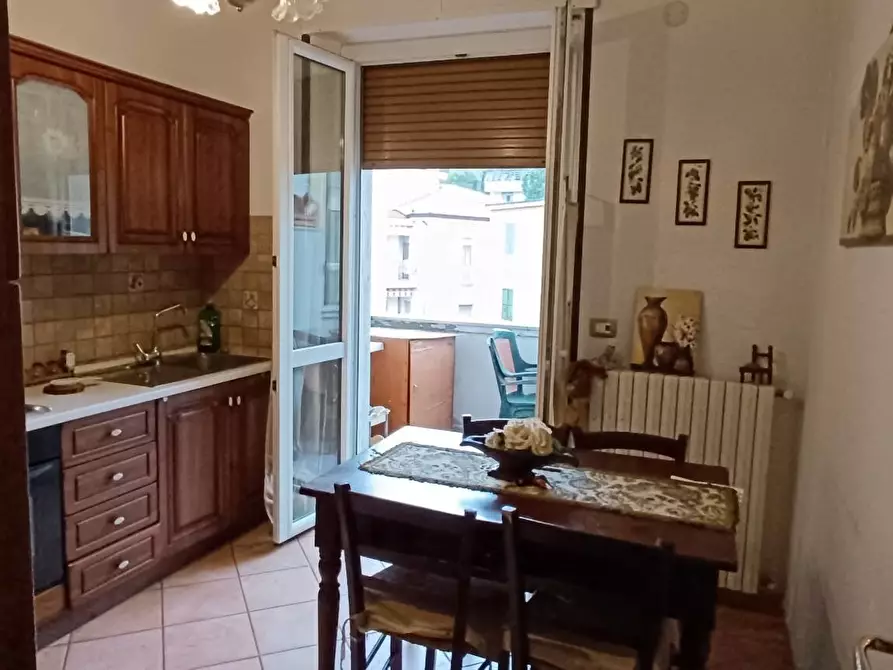 Immagine 8 di Camera in affitto  in ROSSINI 8 a Macerata