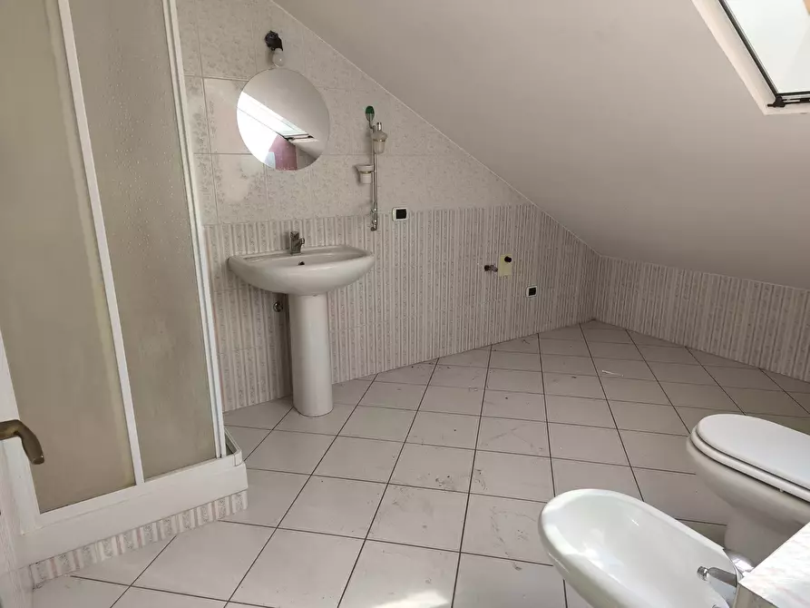 Immagine 11 di Villa in vendita  in PASSO DEL BIDOLLO 66/B a Corridonia