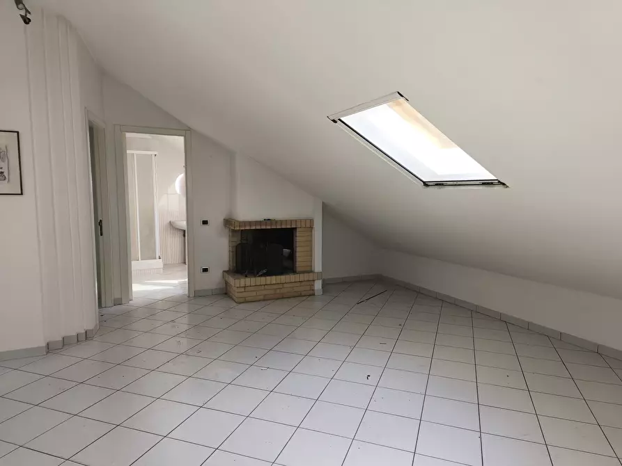 Immagine 9 di Villa in vendita  in PASSO DEL BIDOLLO 66/B a Corridonia