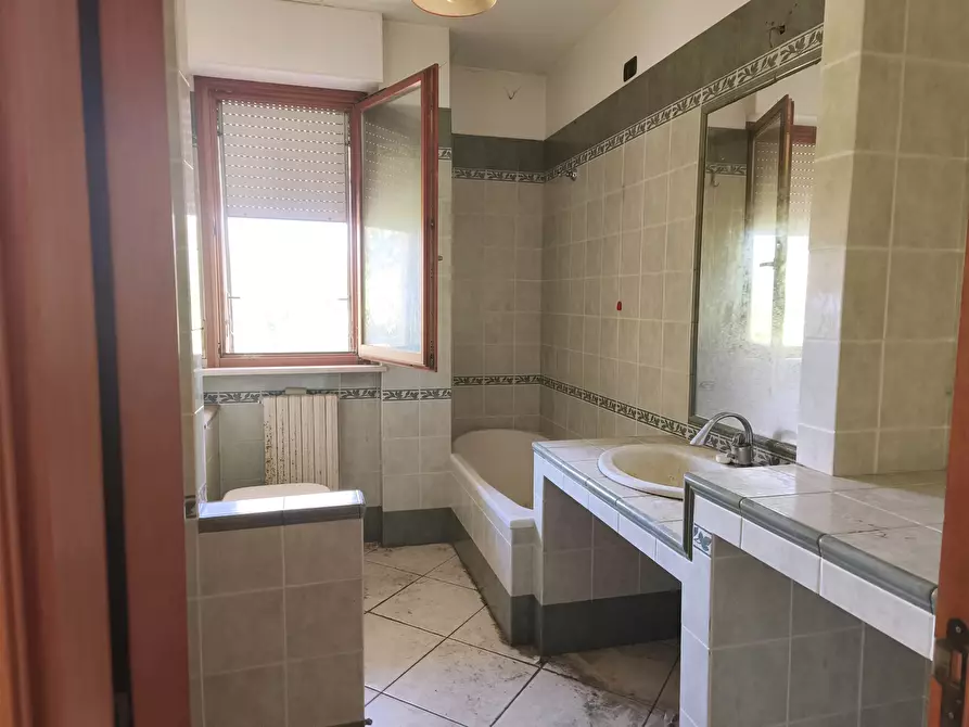 Immagine 13 di Villa in vendita  in PASSO DEL BIDOLLO 66/B a Corridonia