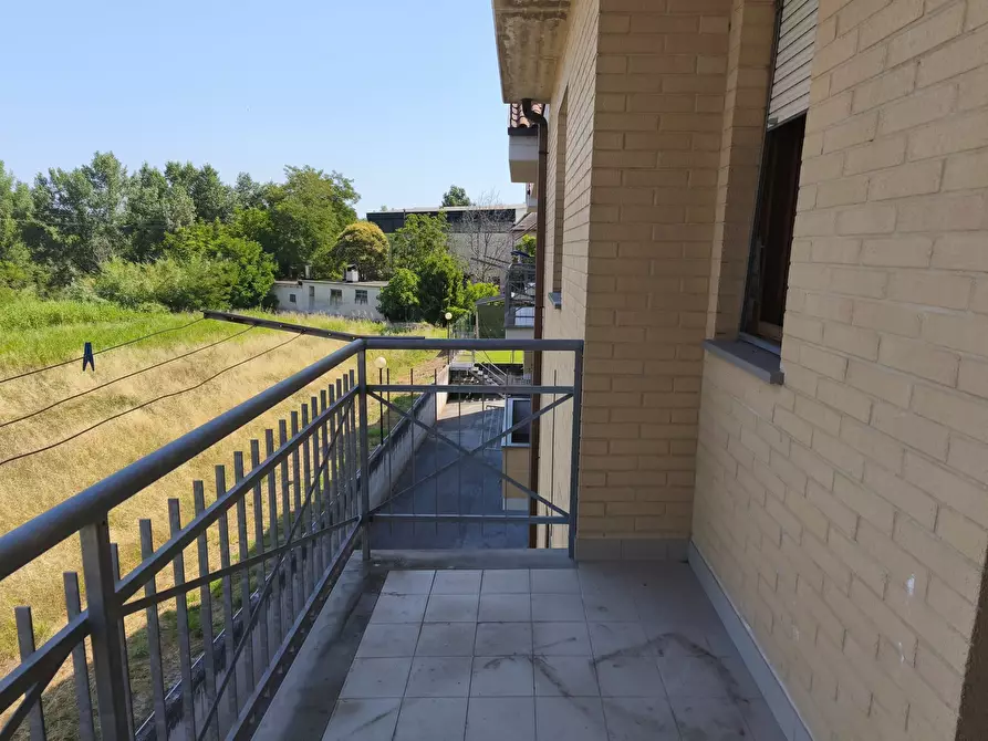 Immagine 14 di Villa in vendita  in PASSO DEL BIDOLLO 66/B a Corridonia