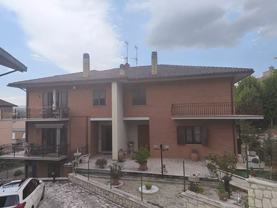 Immagine 1 di Appartamento in vendita  in VIA DON GIOVANNI BOSCO TREIA 20 a Appignano