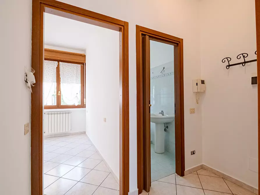 Immagine 15 di Appartamento in vendita  in VIA Nievo 11 a Baranzate