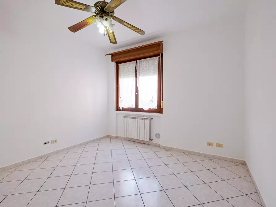 Immagine 6 di Appartamento in vendita  in VIA Nievo 11 a Baranzate