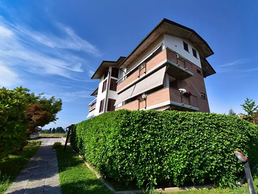 Immagine 18 di Appartamento in vendita  in VIA Edison 30 a Solaro