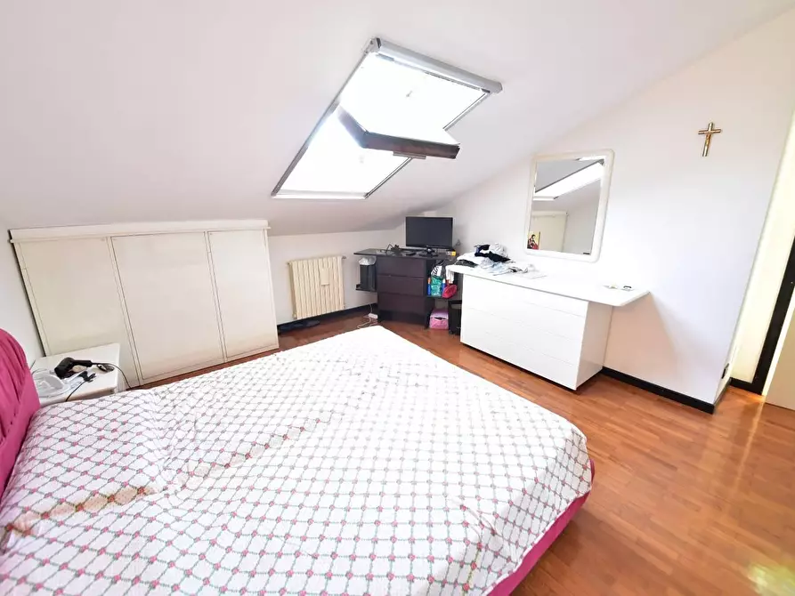 Immagine 10 di Appartamento in vendita  in VIA Edison 30 a Solaro