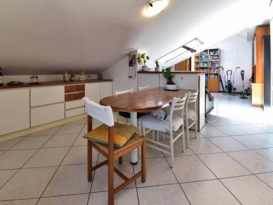 Immagine 4 di Appartamento in vendita  in VIA Edison 30 a Solaro