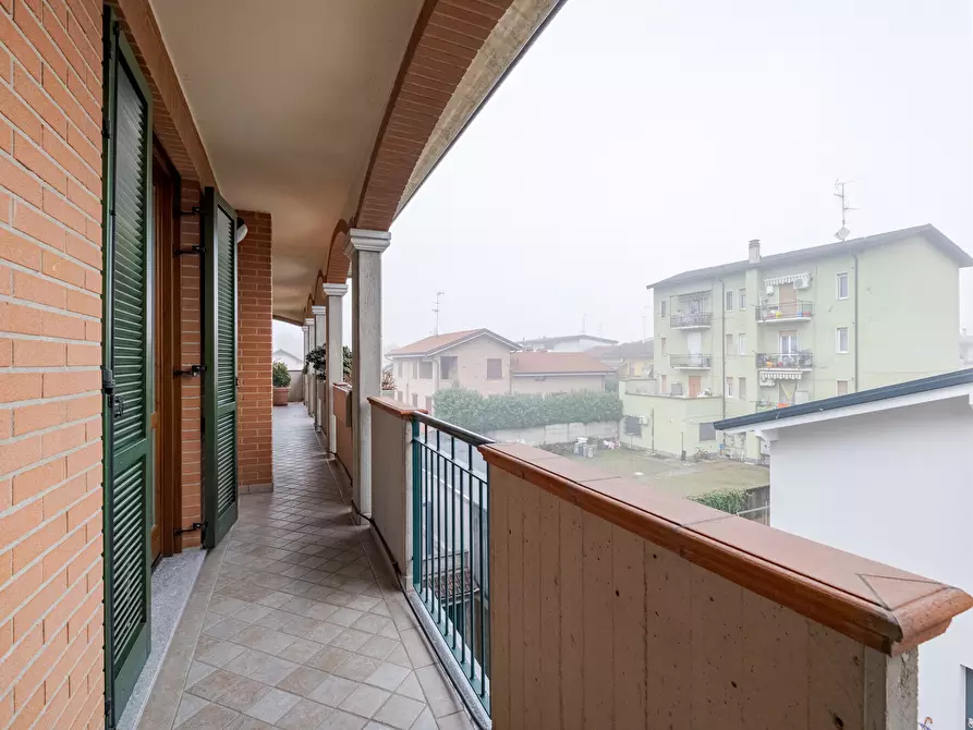 Immagine 28 di Appartamento in vendita  in Biscia 42 a Garbagnate Milanese